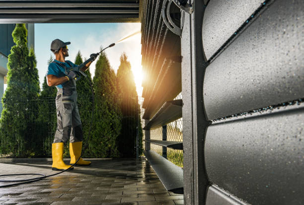 Best Sidewalk Pressure Washing  in Metamora, IL