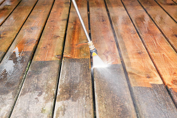 Pressure Washing Contractors in Metamora, IL